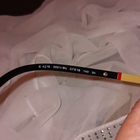 BURBERRY SUNGLASSES PRE-LOVED ALL INCLUSIVE - Picture 5 of 8